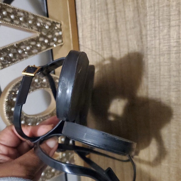 Zara Women's Black Flat Strappy Sandal With Metal Ornament Sz 9 (40) - Picture 7 of 11